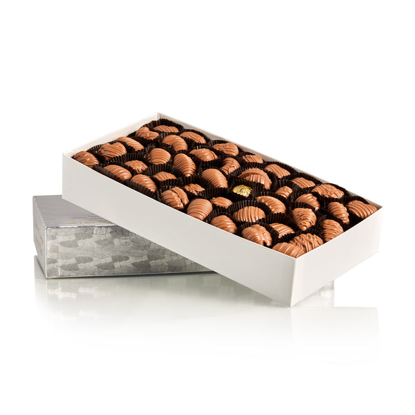 All Nut Assortment Milk 30 oz.